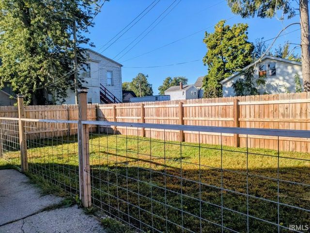411 N Michigan Street, Elkhart, IN 46516