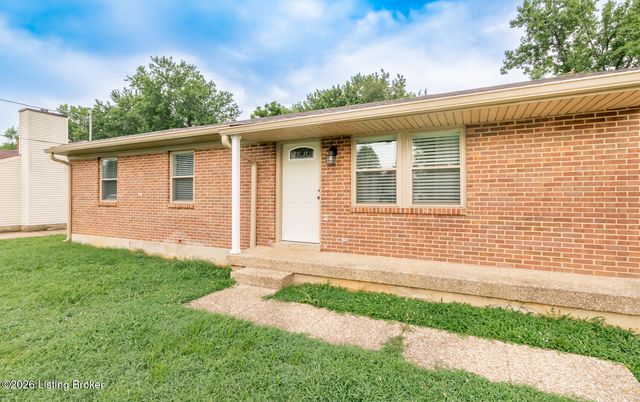 12420 Somerset Dr, Louisville, KY 40229
