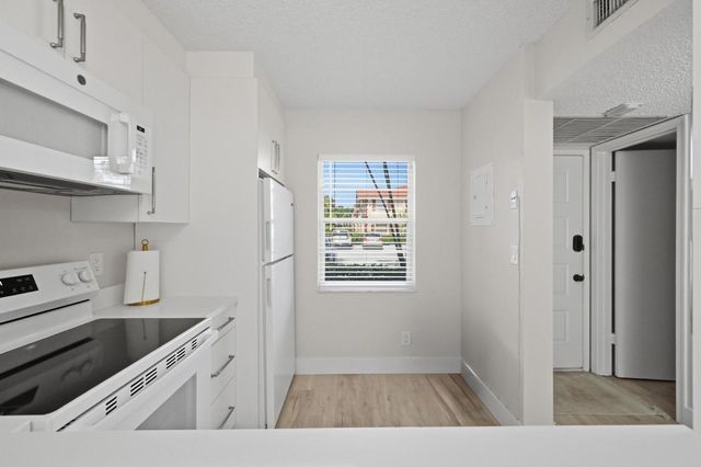 3648 N University Drive B-3, Coral Springs, FL 33065