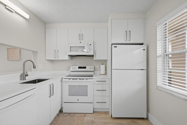 3648 N University Drive B-3, Coral Springs, FL 33065