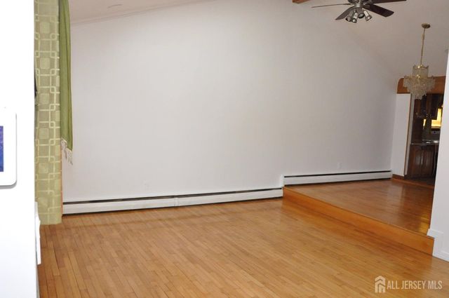 9 FLORENCE Drive, Parlin, NJ 08859