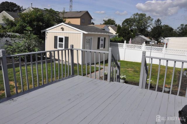 9 FLORENCE Drive, Parlin, NJ 08859
