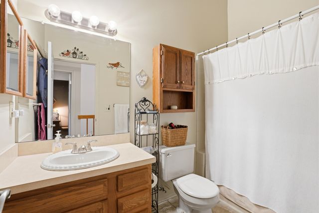 41379 Southwind Drive, Canton, MI 48188
