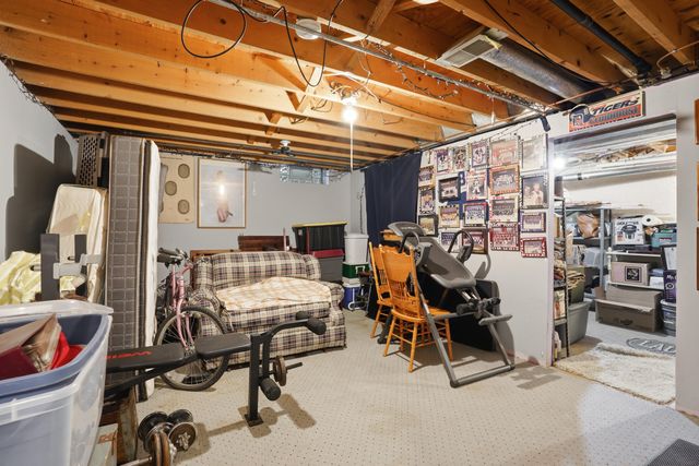 41379 Southwind Drive, Canton, MI 48188