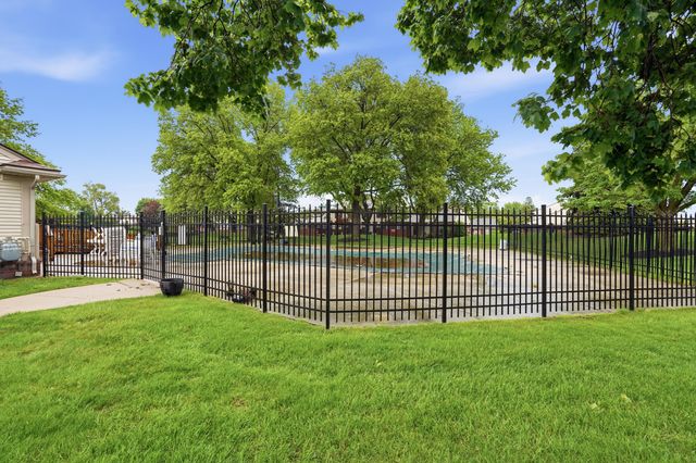 41379 Southwind Drive, Canton, MI 48188