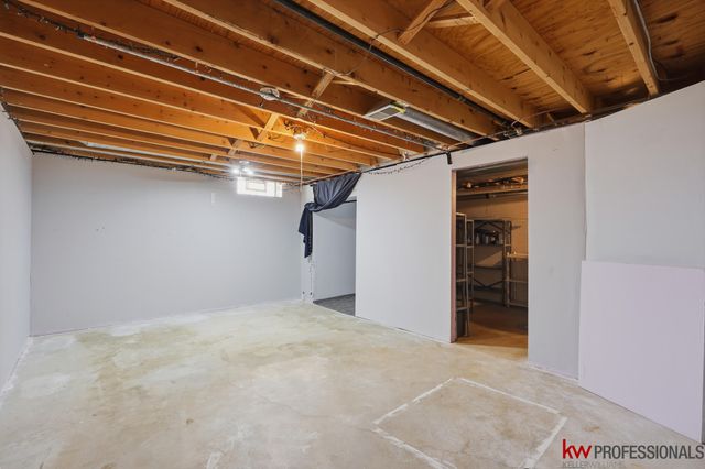 41379 Southwind Drive, Canton, MI 48188