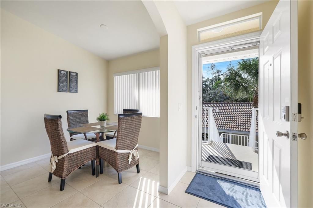 2373 Hidden Lake CT 8110, NAPLES, FL 34112 — photo 4