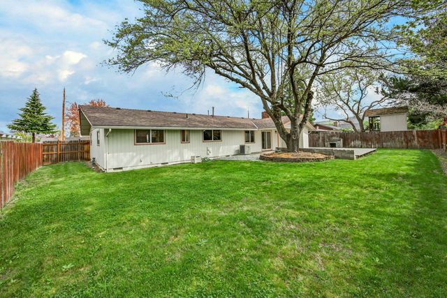 1680 Brookhurst Street, Medford, OR 97504