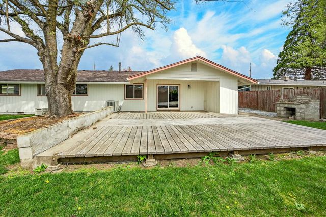 1680 Brookhurst Street, Medford, OR 97504