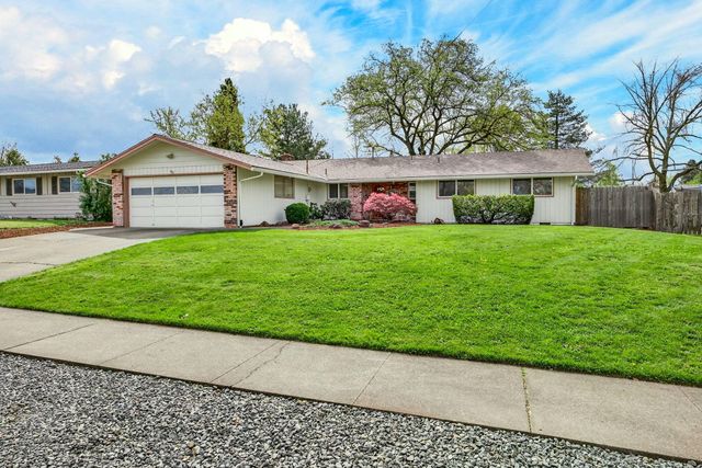 1680 Brookhurst Street, Medford, OR 97504