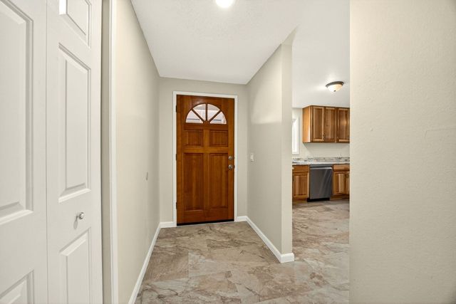 1680 Brookhurst Street, Medford, OR 97504