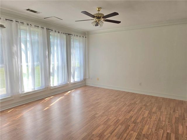 3385 Wellbrook Drive, Loganville, GA 30052