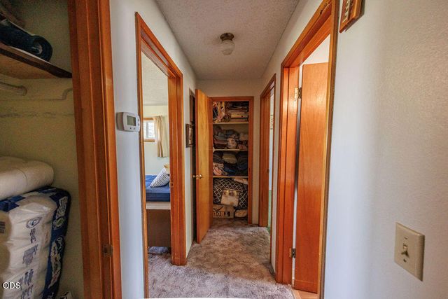 2941 Sylvia Road, Medford, OR 97502
