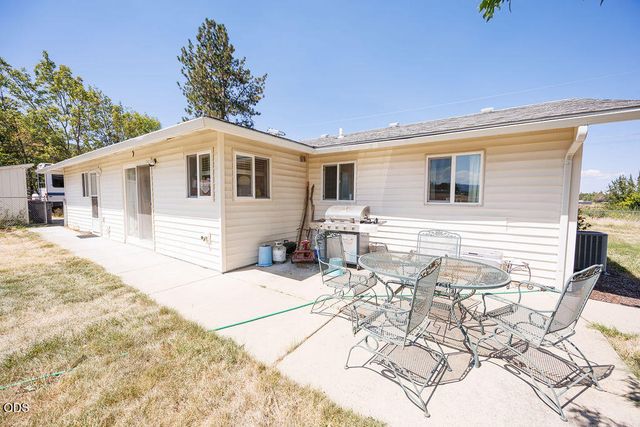 2941 Sylvia Road, Medford, OR 97502
