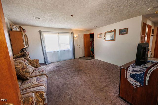 2941 Sylvia Road, Medford, OR 97502