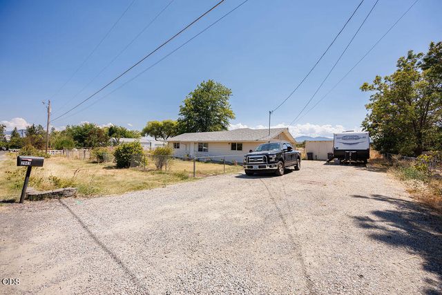 2941 Sylvia Road, Medford, OR 97502