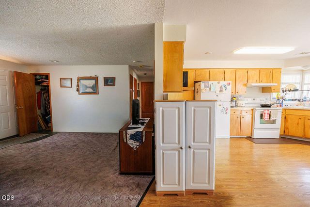 2941 Sylvia Road, Medford, OR 97502