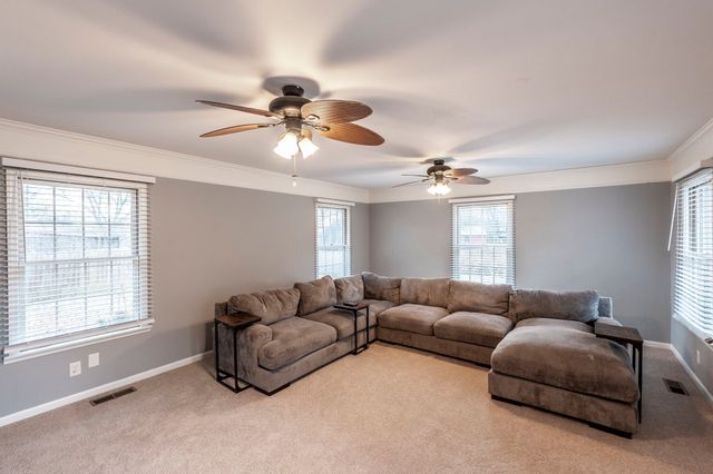 124 Anchor Dr, Hendersonville, TN 37075