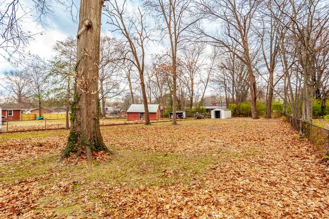 124 Anchor Dr, Hendersonville, TN 37075