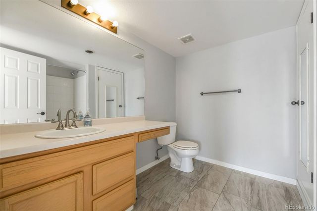 12555 E Tennessee Circle 303, Aurora, CO 80012