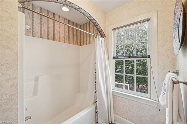 3833 Wesseck Drive, High Point, NC 27265