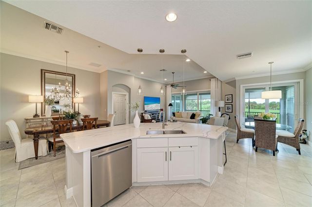 202 BELLA VISTA TERRACE 28D, Nokomis, FL 34275