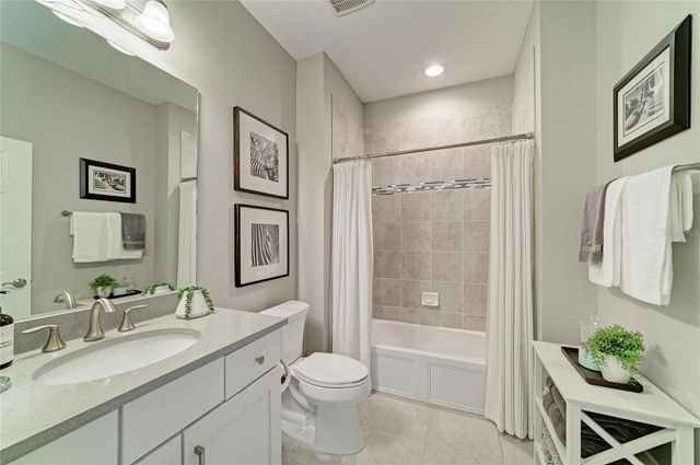 202 BELLA VISTA TERRACE 28D, Nokomis, FL 34275