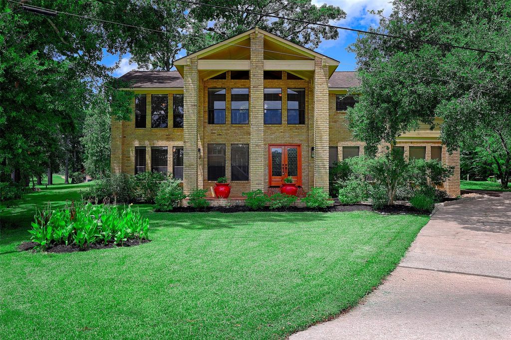 3 Cherry Hill Drive, Conroe, TX 77304