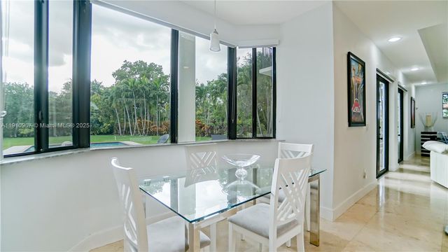 6950 SW 97th Ave, Miami, FL 33173