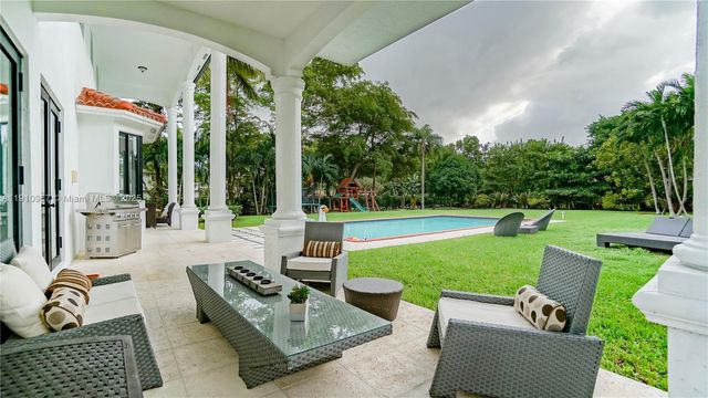 6950 SW 97th Ave, Miami, FL 33173