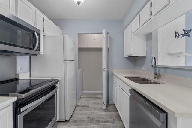 2400 Jupiter Road E2, Plano, TX 75074