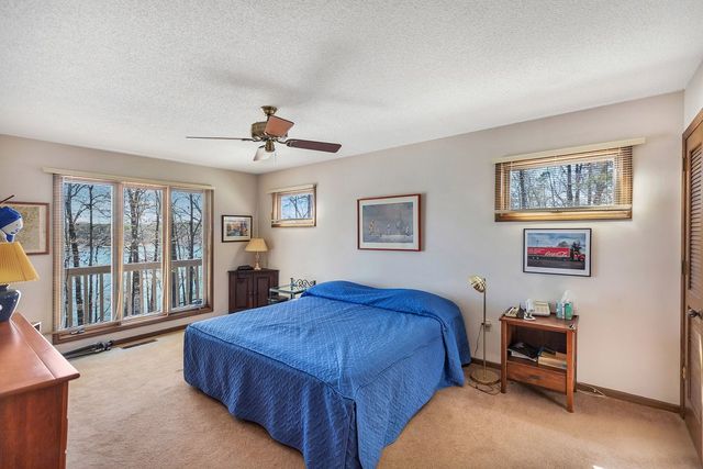 738 Seminole Point Road, Fair Play, SC 29643