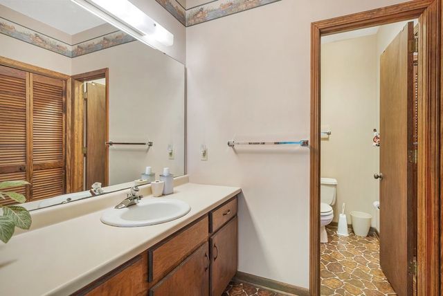 738 Seminole Point Road, Fair Play, SC 29643