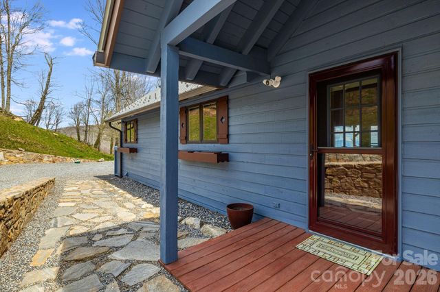 234 Upper Lookout Drive, Mars Hill, NC 28754