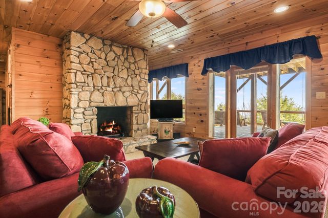 234 Upper Lookout Drive, Mars Hill, NC 28754