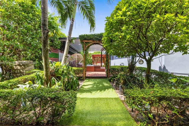 2121 Red Rd 0, Coral Gables, FL 33155