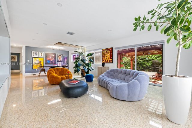 2121 Red Rd 0, Coral Gables, FL 33155