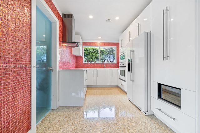 2121 Red Rd 0, Coral Gables, FL 33155