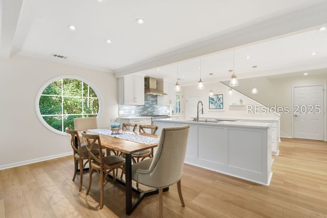 20 China Cockle Ln, Hilton Head Island, SC 29926