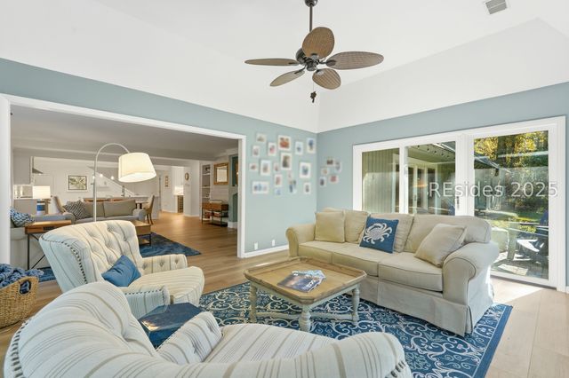 20 China Cockle Ln, Hilton Head Island, SC 29926