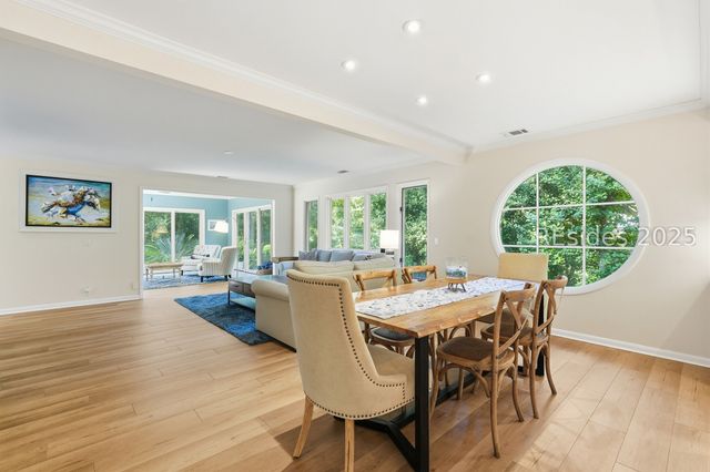 20 China Cockle Ln, Hilton Head Island, SC 29926