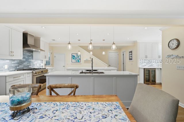 20 China Cockle Ln, Hilton Head Island, SC 29926