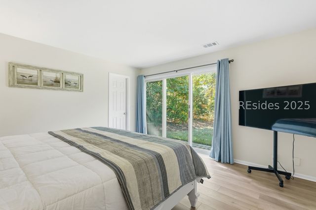 20 China Cockle Ln, Hilton Head Island, SC 29926