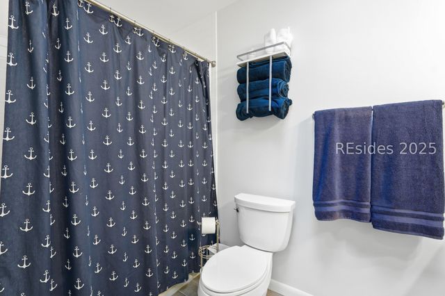 20 China Cockle Ln, Hilton Head Island, SC 29926