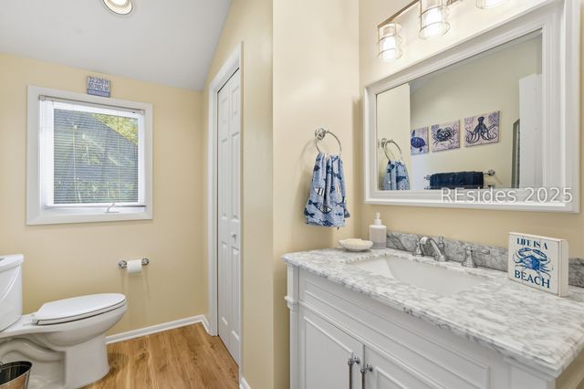 20 China Cockle Ln, Hilton Head Island, SC 29926