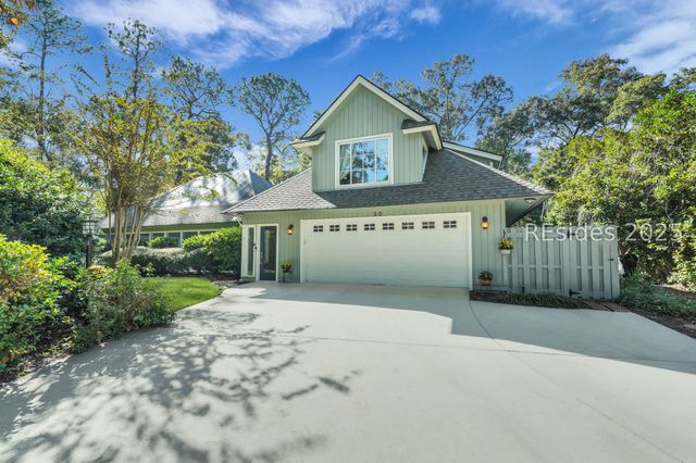 20 China Cockle Ln, Hilton Head Island, SC 29926