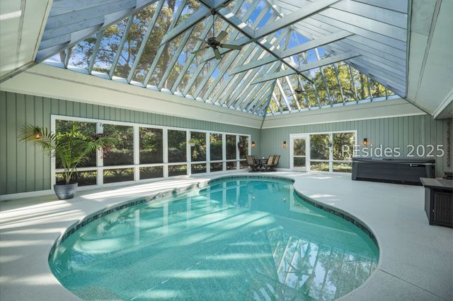 20 China Cockle Ln, Hilton Head Island, SC 29926