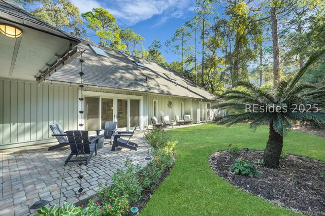 20 China Cockle Ln, Hilton Head Island, SC 29926
