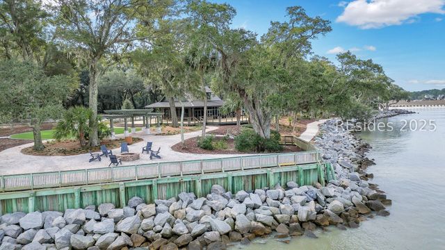 20 China Cockle Ln, Hilton Head Island, SC 29926