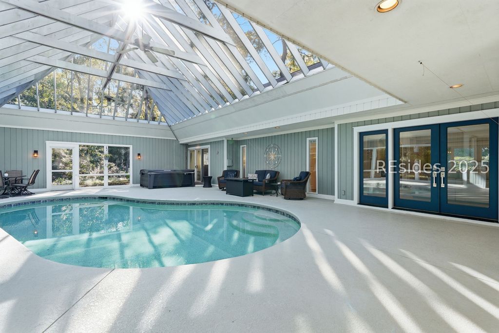 20 China Cockle Ln, Hilton Head Island, SC 29926